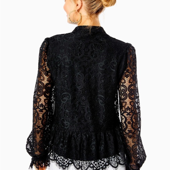 NWT Lilly Pulitzer Jacelynn Lace Top - Picture 3 of 13
